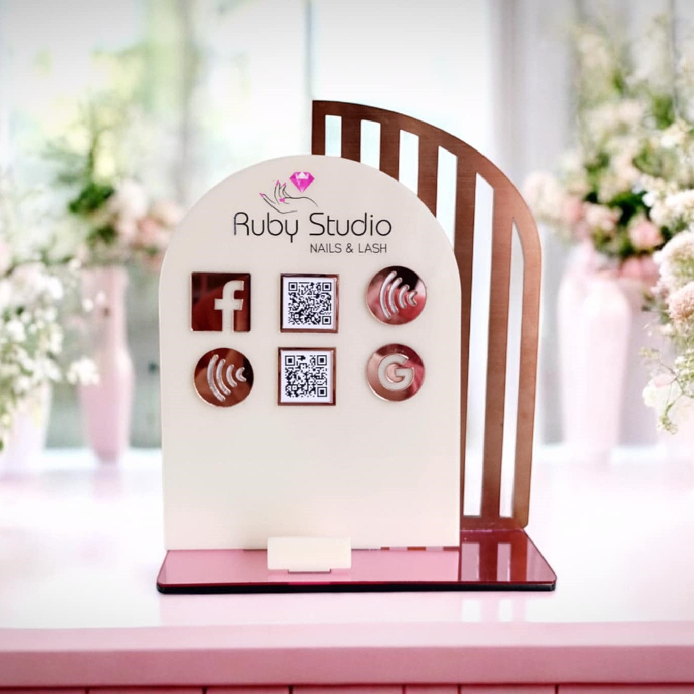 Personalized QR code signs: Customize your digital connection